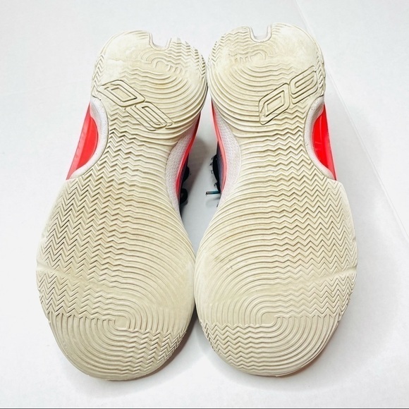 Under Armour Steph Curry HOVR Basketball Shoes - Picture 15 of 15